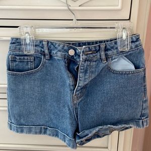 Women’s jean shorts